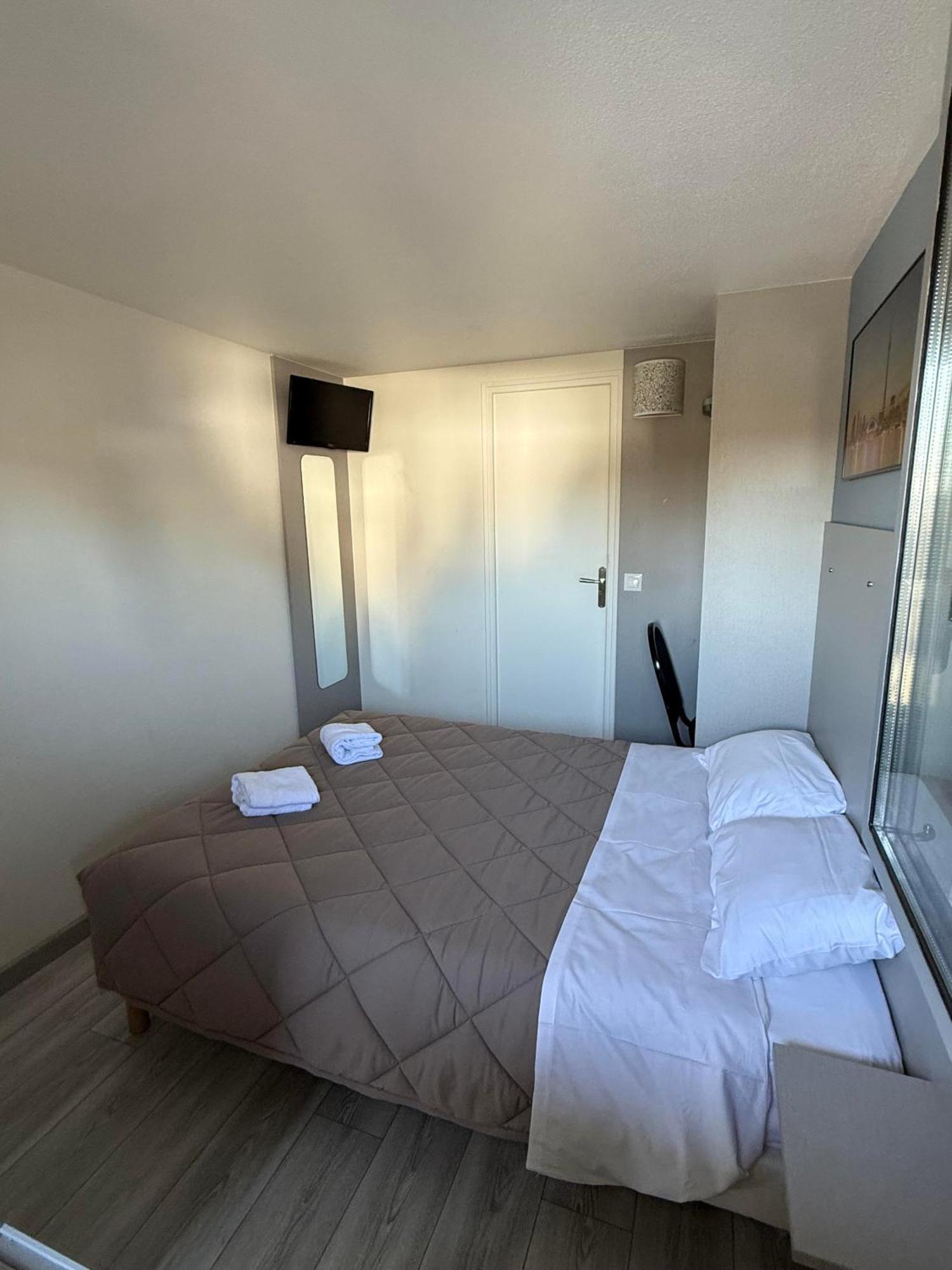 Fasthotel Roissy - Saint-Witz Exterior photo